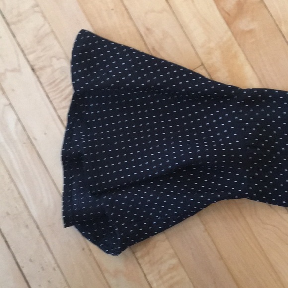 Ann Taylor blouse S tiny polkadots - Picture 4 of 6